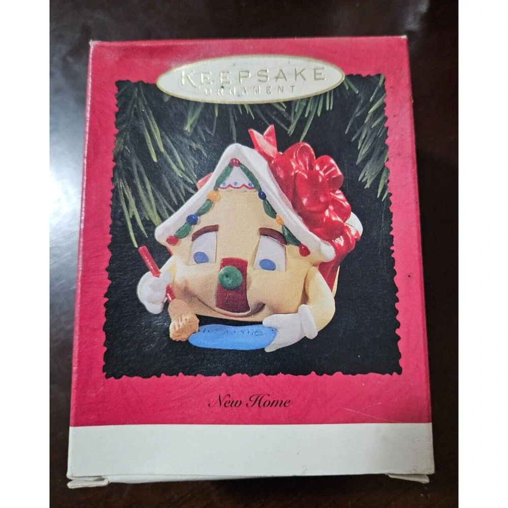 Vintage 1995 Hallmark Keepsake Ornament New Home Cute Little House